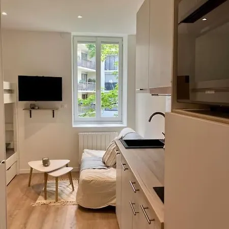 Studio N4 4 Pers A 300m Du Metro B, 25mn Eurexpo * Oullins